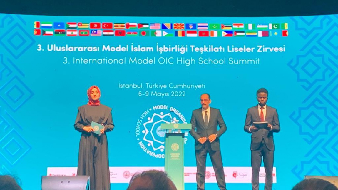 Uluslararası Model İslam İş Birliği Teşkilatı Liseler Zirvesindeydik